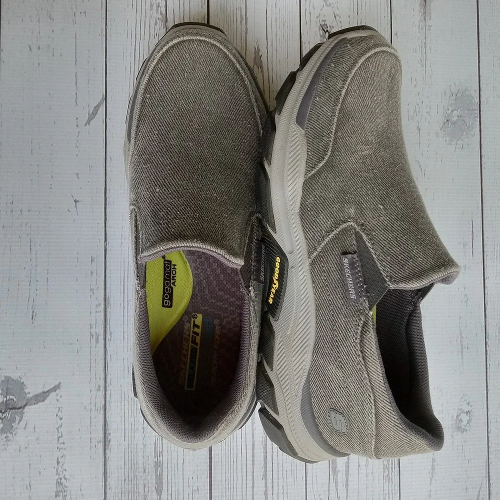 Skechers air everyday